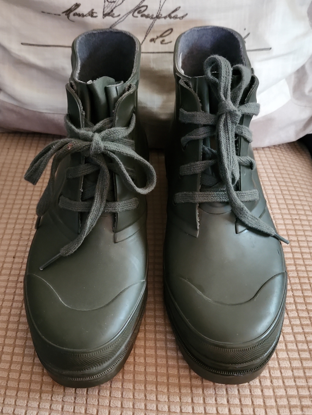 Eddie Bauer Olive Lace-Up Waterproof Winter Rain Boots